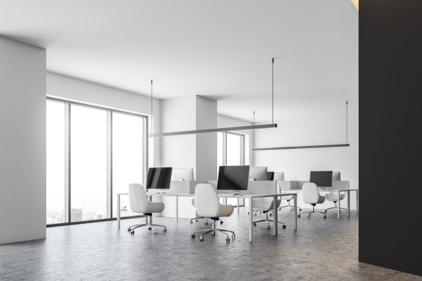 白色当代办公室，电脑屏幕一边图片下载