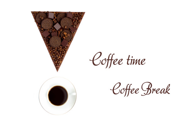 甜食的感叹号和白色背景上的一杯咖啡图片下载