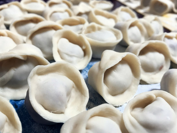 自制肉馅饺子，烹饪过程图片下载