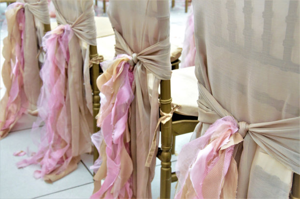 沙滩婚礼和装饰椅子图片下载