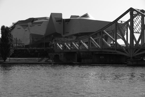 穆拉蒂埃到里昂图片下载