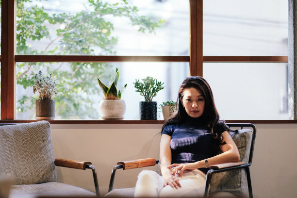 的女人图片下载