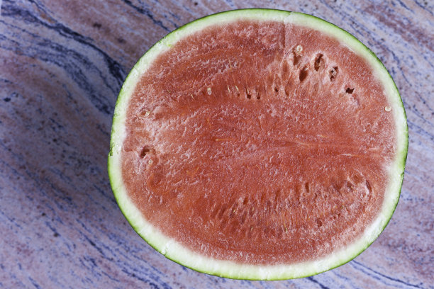 半个西瓜图片下载