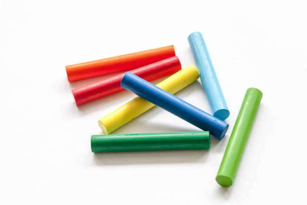 用油彩在白色的背景上图片下载