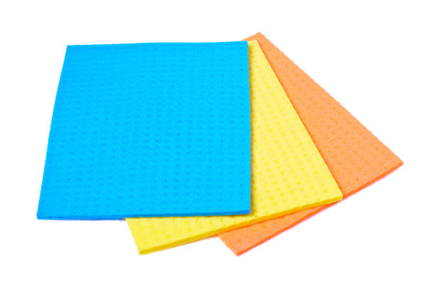 用来在白色背景上擦桌子的破布图片下载