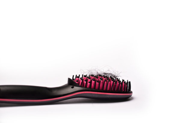 用头发梳落图片下载