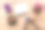 剪短的照片的女人与一杯咖啡在桌面上，笔记本电脑，书和羊角面包在盘子里图片下载