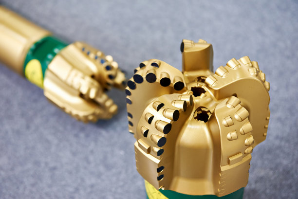 钻井头在展览上采油图片下载