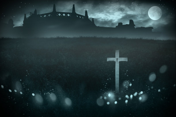 暮色中可怕的城堡废墟图片下载