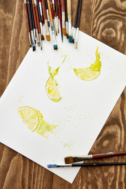 柠檬画用水彩和毛笔，水彩图片下载