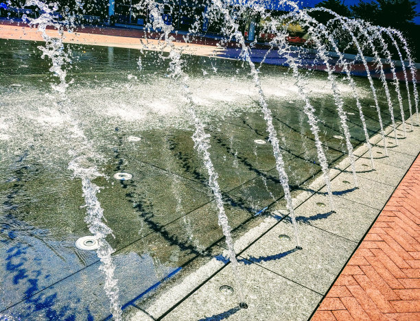 水隧道图片下载