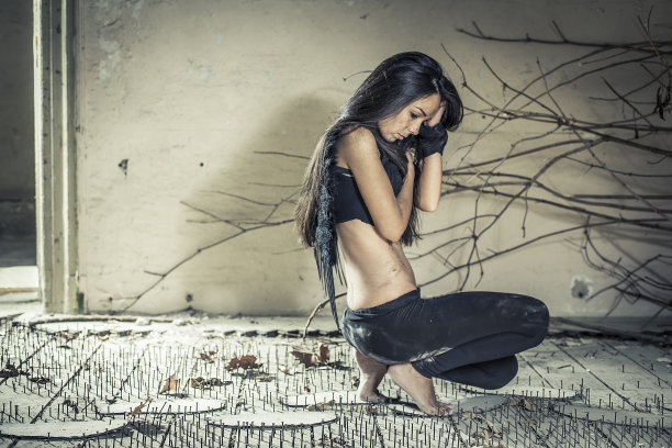 黑色的天使图片下载