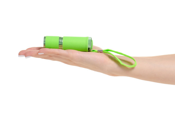 绿色手电筒能量在手图片下载