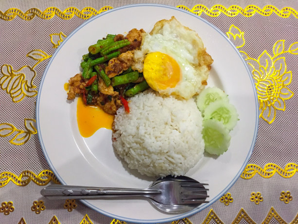 猪肉炒辣椒酱图片下载