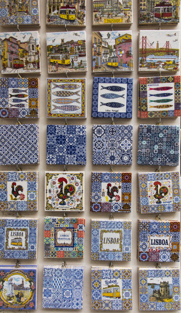 传统上，古老的瓷砖装饰在基督修道院，罗马天主教修道院在葡萄牙托马尔。葡萄牙图片下载