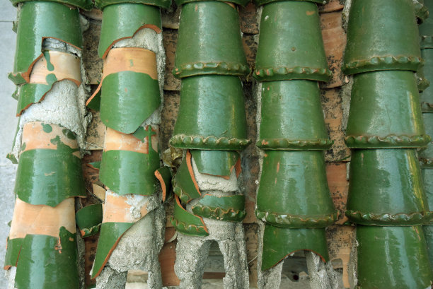 西班牙。马拉加。旧瓷砖的照片图片下载