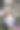紫色背景上的漂亮年轻女子。带着紫色花朵的美女图片下载