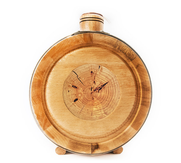 木制的桶图片下载