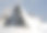 滑雪者做滑雪登山与一个巨大的PIC在他的背后图片下载