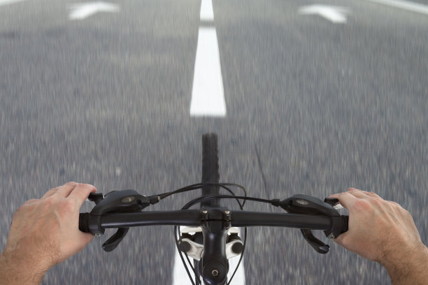 从自行车上看路图片下载