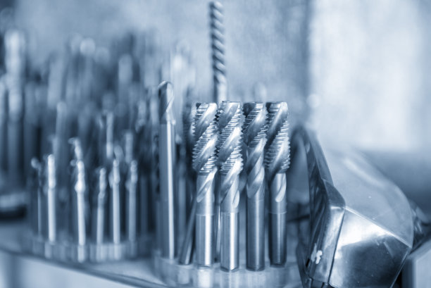 适用于数控机床的各类实心攻丝工具。图片下载