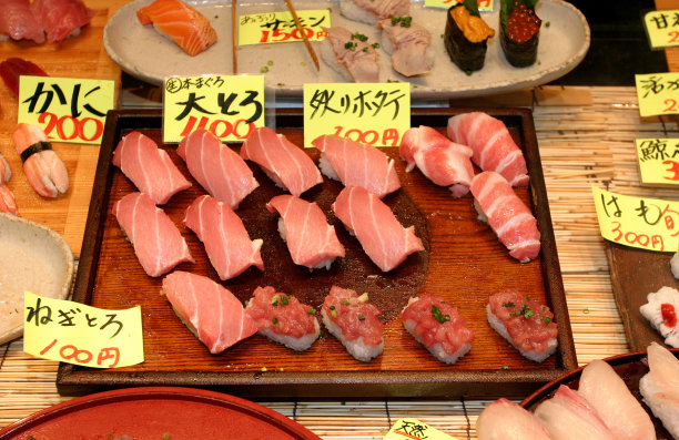 寿司出售。图片下载