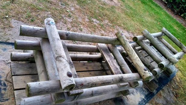 木制操场篮子图片下载