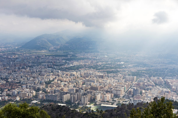 意大利西西里岛巴勒莫市的鸟瞰图图片下载