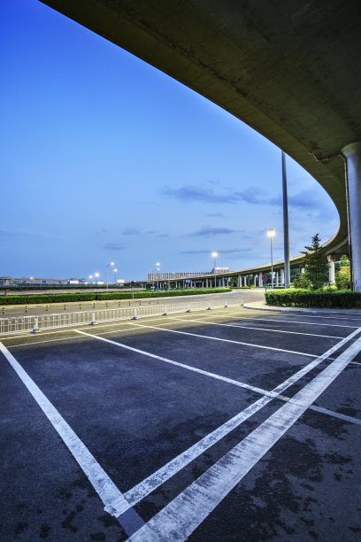 城市道路图片下载