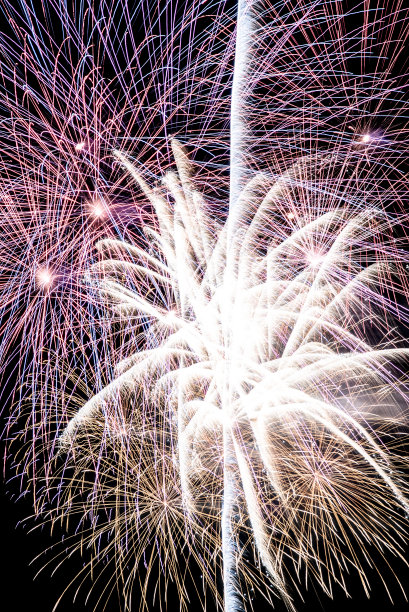 放大的日本烟花图片下载