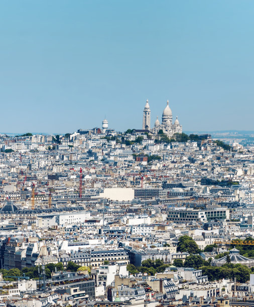 巴黎圣心大教堂，俗称Sacré-Cur大教堂，通常简单地称为Sacré-Cur，鸟瞰图图片下载