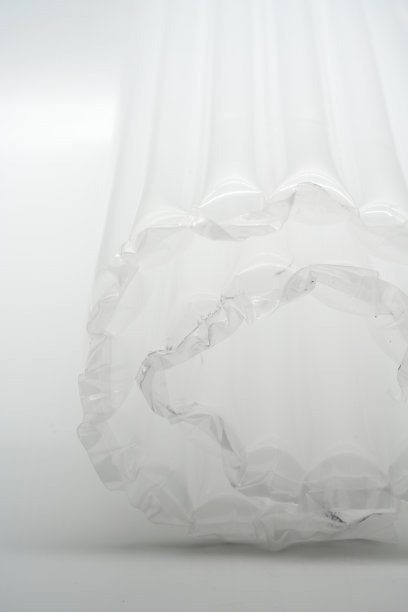 气泡包装为玻璃瓶保护和防震材料图片下载