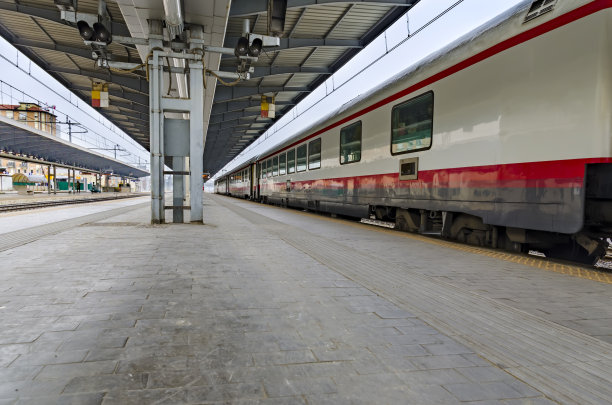 火车站有火车。城区意大利威尼斯图片下载