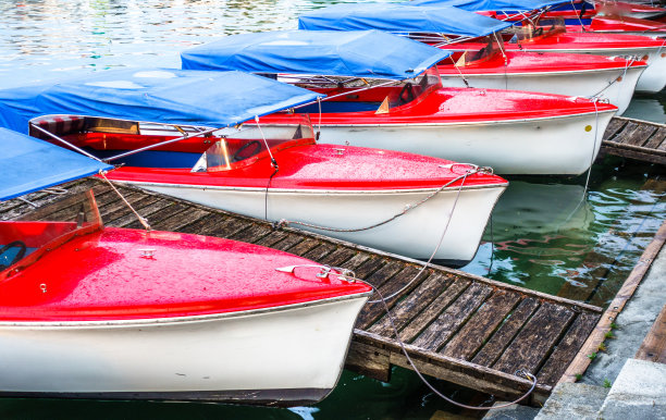 旧电动船图片下载