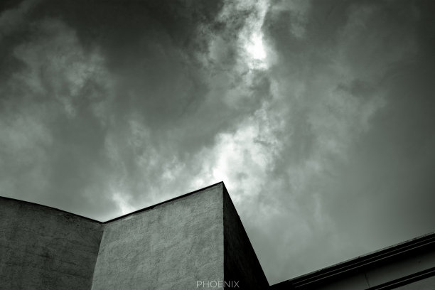 黑白简约建筑图片下载