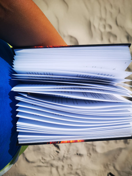 叶子在眼图片下载