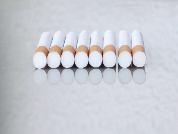 这很好!不健康的pleasure-smoking图片下载