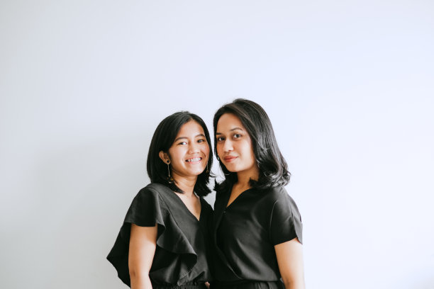 最好的朋友在一起度过美好时光的照片图片下载