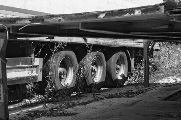 TIR集装箱-运输细节(Pesaro，意大利，欧洲)图片下载