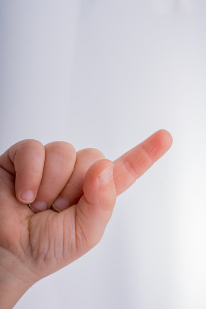 手指向白色背景图片下载