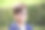戴眼镜的男孩微笑图片下载