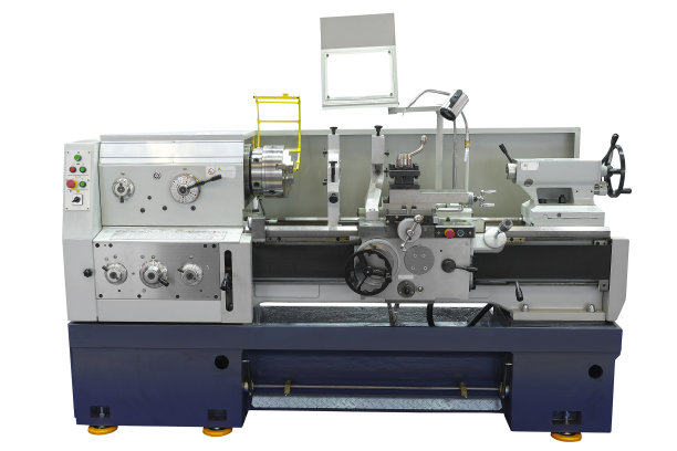 金属加工车床在白色背景下隔离图片下载