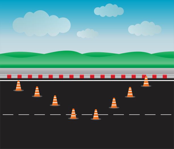 道路上的交通锥套图片下载