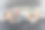 三个可爱的孩子和爸爸坐在后备箱里图片下载