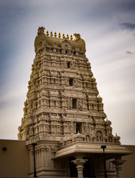 印度教庙宇纪念碑(Gopuram)图片下载