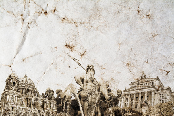 德国柏林著名地标的构图是在一张皱巴巴的旧纸上，上面留有文字空间。复古，垃圾，老，复古明信片风格的照片。图片下载
