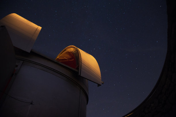 天文台的星空图片下载