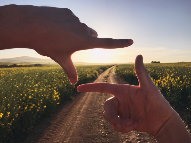 这将是一幅多么美好的画面啊!图片下载