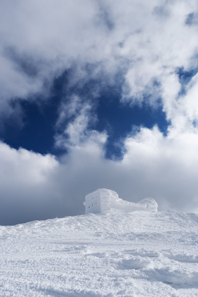 山顶上的老天文台图片下载