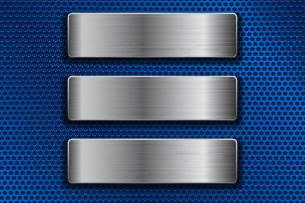蓝色金属穿孔背景上的钢板图片下载